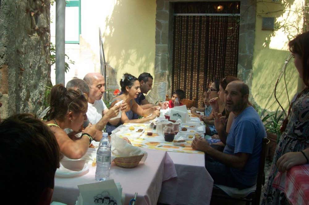 Cours de cuisine près de Taormine avec visite du village-image-7