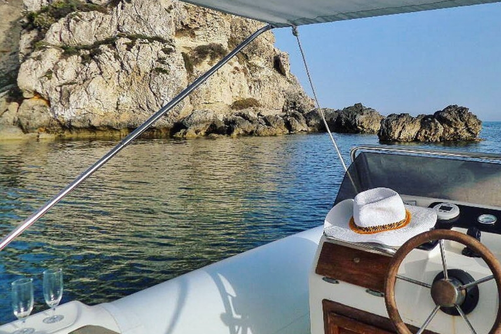 Giro in barca a Licata alla scoperta del mare e spiagge della costa di Agrigento-image-8