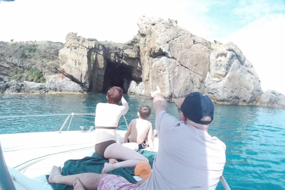 Escursione in barca a Cefalù e visita delle più belle grotte e calette-image-8
