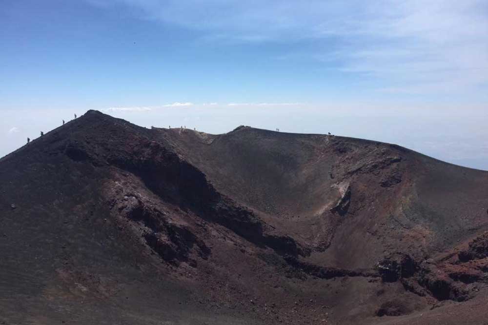 Excursion through the paths and the products of Etna-image-9