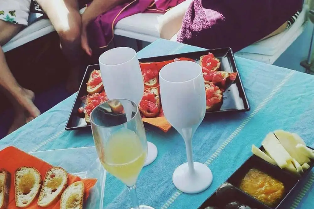 Boat trip with aperitif at sunset on the coast of Cefalù-image-5