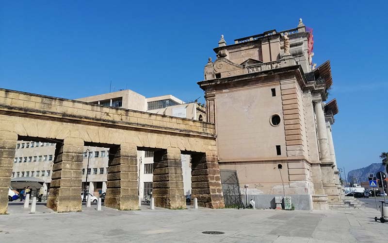 visita al quartire della Kalsa di Palermo