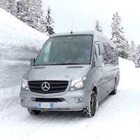 minibus sulla neve